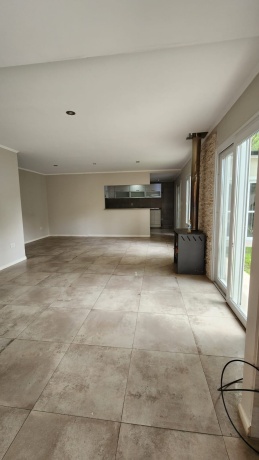 595 Esquiu, Mar del Plata 7600, ,3 BathroomsBathrooms,Casa,En Venta,Esquiu,1030