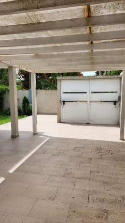 595 Esquiu, Mar del Plata 7600, ,3 BathroomsBathrooms,Casa,En Venta,Esquiu,1030