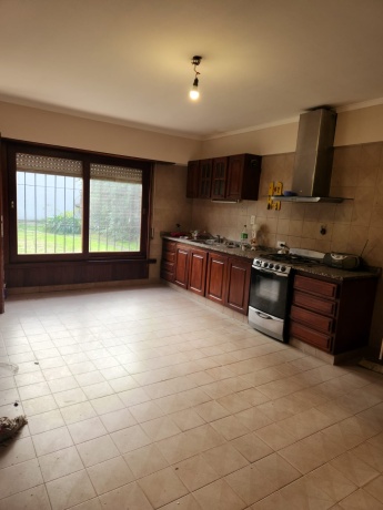 Mar del Plata, ,3 BathroomsBathrooms,Casa,En Venta,1048