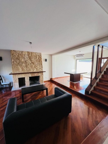 Mar del Plata, ,2 BathroomsBathrooms,Casa,En Venta,1055