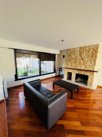 Mar del Plata, ,2 BathroomsBathrooms,Casa,En Venta,1055